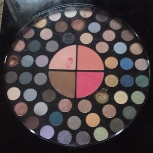 Max Studio Eyebrows 🍬